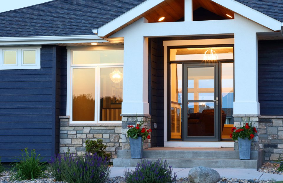 Madero Retractable Screen Away Storm Doors